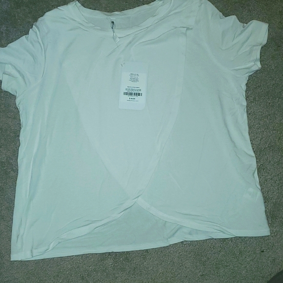 Fabletics cross tee White - Picture 1 of 4